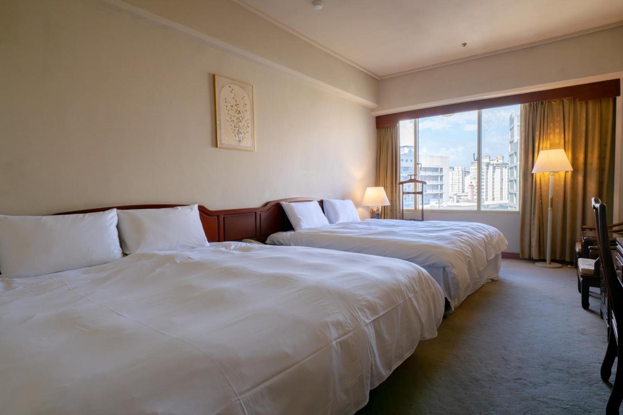 T Hotel Taichung Exterior photo
