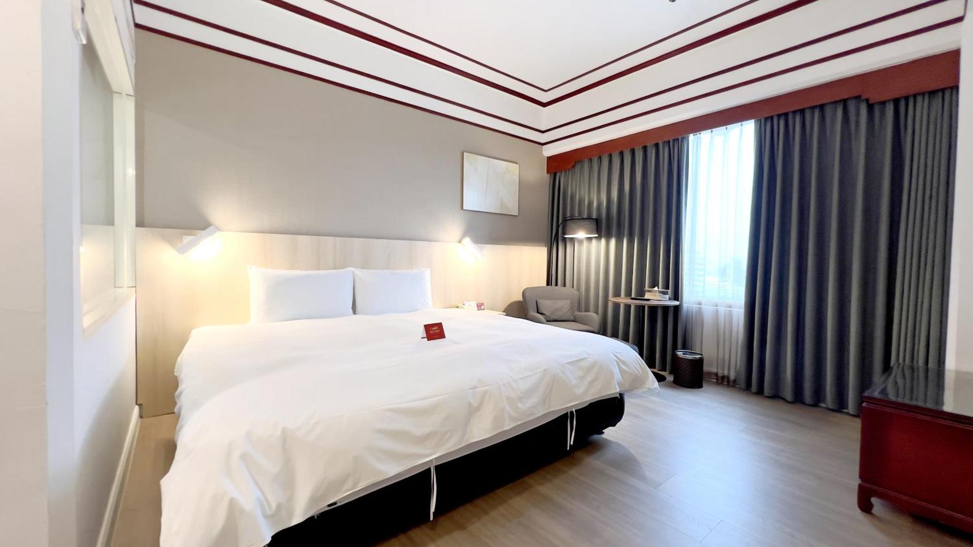 T Hotel Taichung Exterior photo